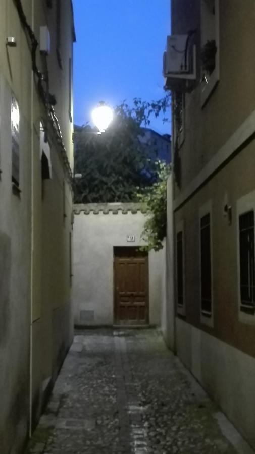 La Casa De Las Abuelas Toledo Eksteriør bilde